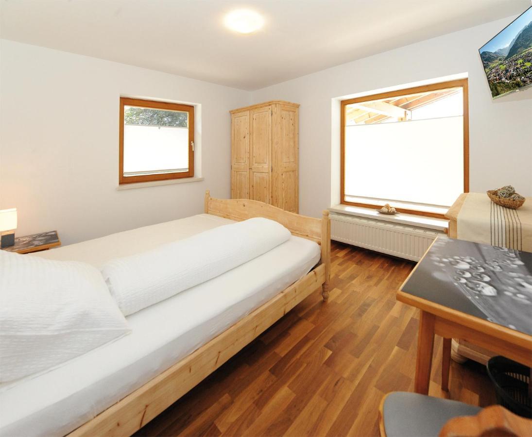 Chalet Gloria - Doppel- Und Mehrbettzimmer فوش ان دير غلوكنه المظهر الخارجي الصورة